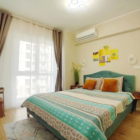 Sunshine - New & Quiet 1Br Apt, Business Area, Close To Airport, Highway A3, Subway Bukares Bagian luar foto