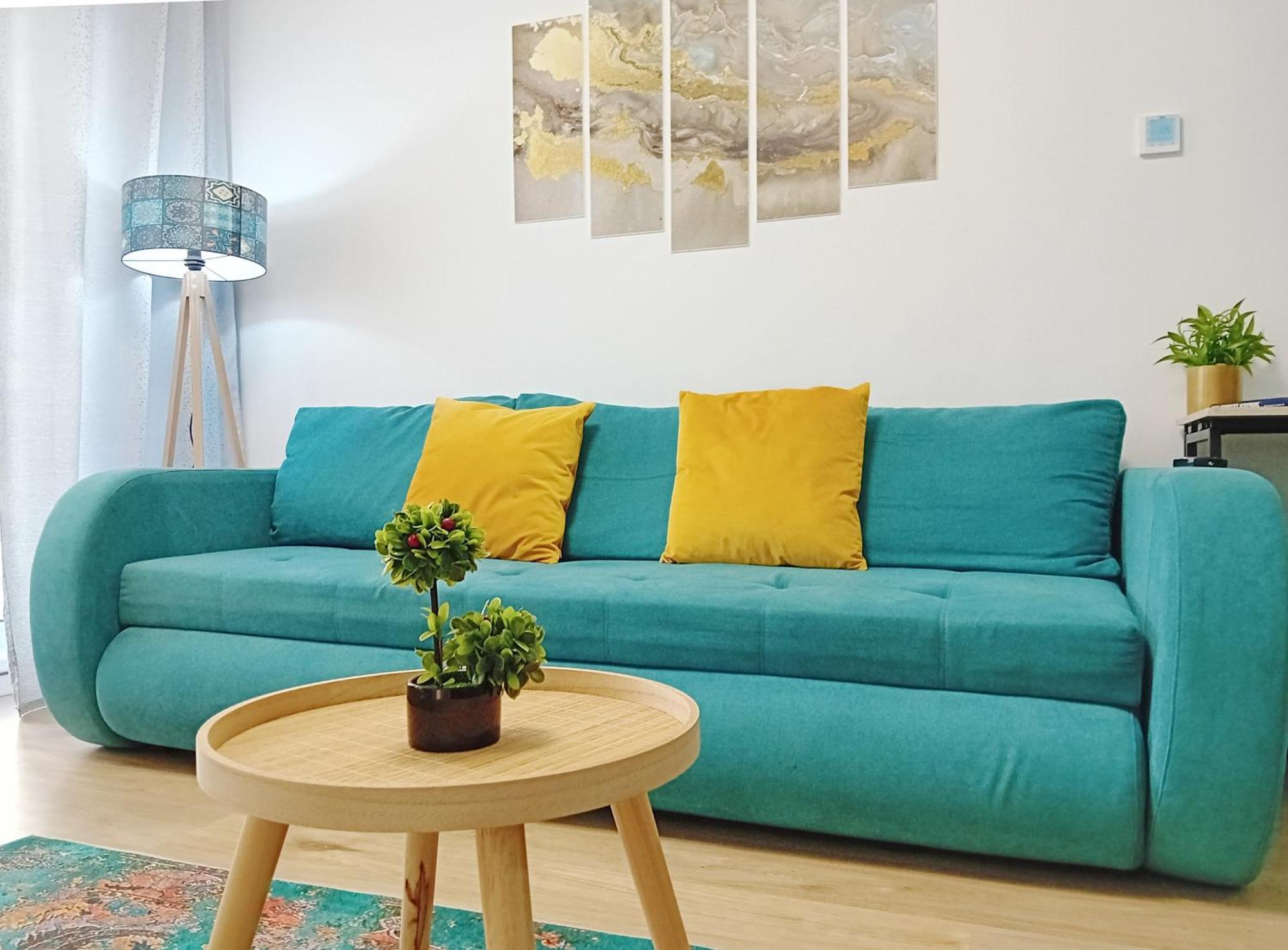 Sunshine - New & Quiet 1Br Apt, Business Area, Close To Airport, Highway A3, Subway Bukares Bagian luar foto